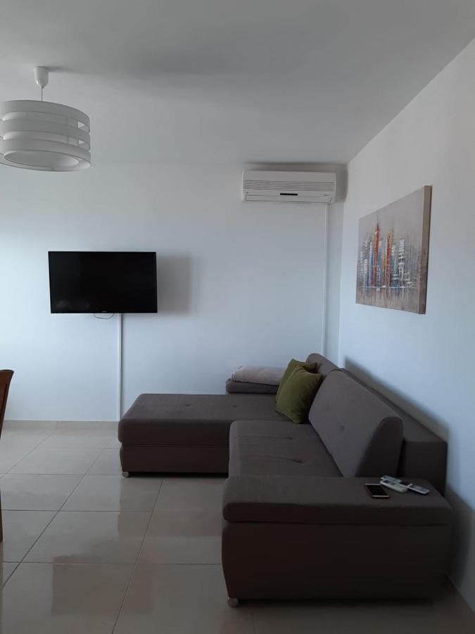 Apartments ดูเช ภายนอก รูปภาพ